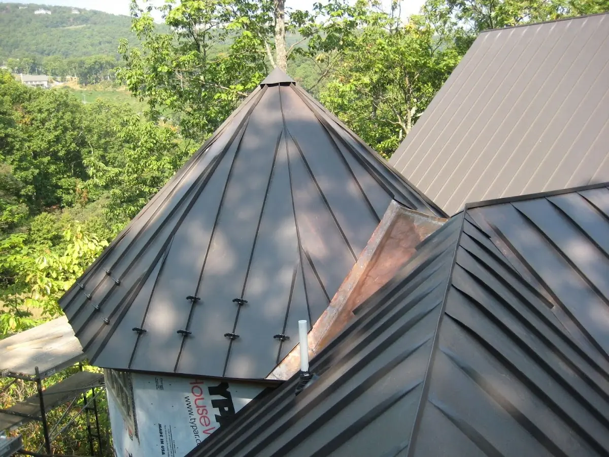 Professional Gutter Cleaning by Craftsman Roofing in Escalon